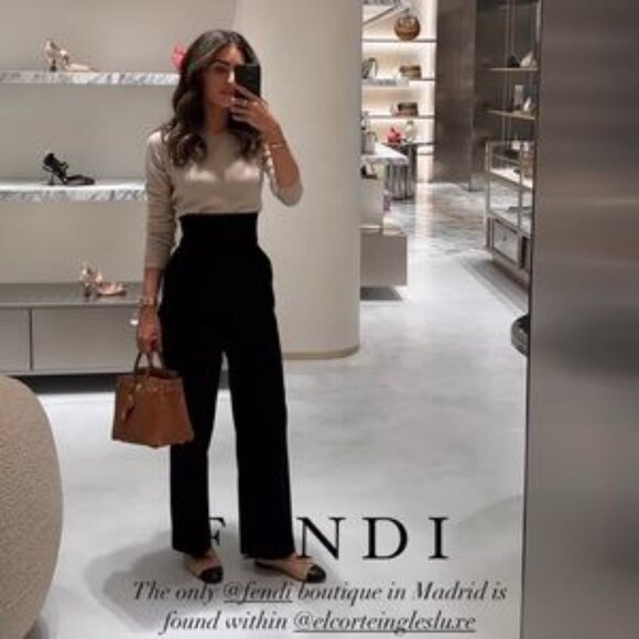 ❌ON HOLD❌ ALAIA COTTON GABARDINE TROUSERS IN BLACK - Picture 5 of 8